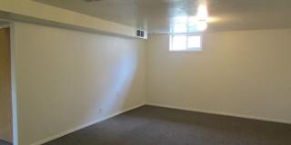 1456 E Elm Street Gallery 30