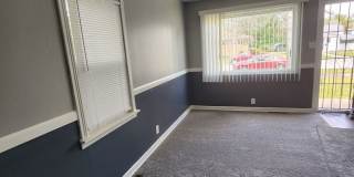 One Level VERY updated Home with (1) Car Garage! Gallery 7