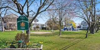 167 4th Avenue Gallery 40