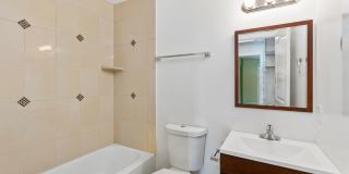Woodlands South - La Jolla Townhome Gallery 25