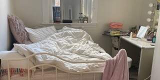 Stunning 3 bed in Brookline Gallery 14