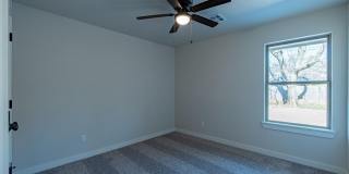 1521 Cruce Street Gallery 26