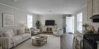 77 HOLLYWOOD DR Gallery 2