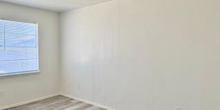 Updated 3/1.5 with Bonus Room in North by Northwest! Gallery 12