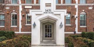 Bright Two-Bedroom in Columbia Heights | Pet frienldy! Bright Two-Bedroom in Columbia Heights | Pet frienldy! Gallery 1