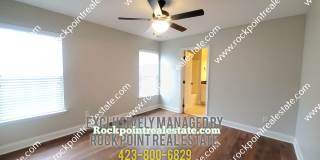3 Bedroom 2 Bath Townhouse Gallery 18