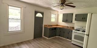 2 Bedroom 1 Bathroom Townhouse For Rent Gallery 1