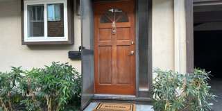 EPIC REA: 2 BR/1 BA Townhome w/ 1 Parking in Great Corte Madera Gallery 3