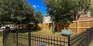 Stoneleigh Apartments Gallery 5