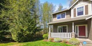 5BR/3BA End Unit with Greenbelt View in Lynnwood Gallery 4