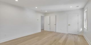 243 Woodcrest Road Gallery 24