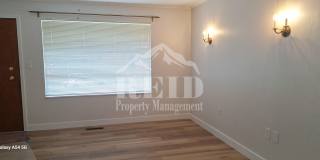 East Bremerton Rambler - 3 Bed 1 Bath with Garage and Carport Parking Gallery 4