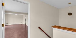 404 9th Avenue unit: Upper Gallery 4
