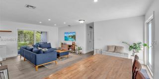 1807 SW 102nd Pl Gallery 9