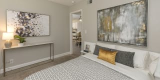 The Hills Gallery 10