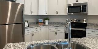 Heron | 3 Bed 2.5 Bath | Garage | 1800 sf | $2726-$2999 | 8, 9, 10, 12, 14, and 15 month lease terms Gallery 218