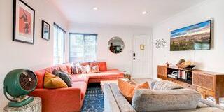 6122 Satsuma Avenue Gallery 8