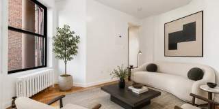 117 Perry Street Gallery 1