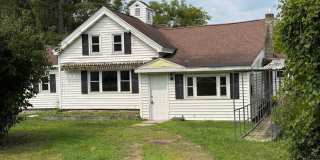 Charming 4-Bedroom Home in Verona, NY – Available for Rent Gallery 1
