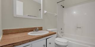 2 Bedroom Townhouse With Basement Gallery 29