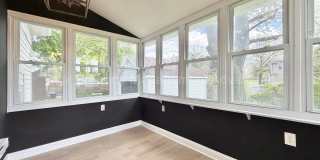 Complete Ferndale Renovation - 4 Bedrooms and Two Full Bathrooms! Gallery 13