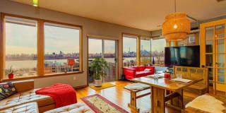 152 Pine St Gallery 1