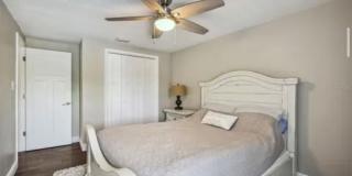 1326 CORNER OAKS DRIVE Gallery 25