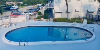 2000 NE 51st Court Gallery 8