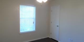 Rent Special!! Remodeled 3 Bedroom/2 Bath home  2305 Carolyn Ct, Norman Gallery 12