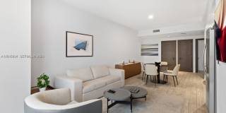 398 NE 5th Street 1518, Miami, FL 33132 - 2063 Gallery 8