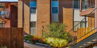 Spacious Poolside Condo! Gallery 3