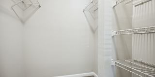 Wendover River Oaks Gallery 24