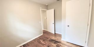 503 Forest St Gallery 20