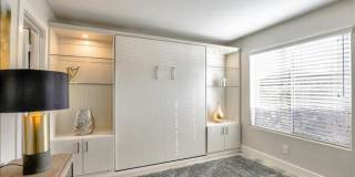 FURNISHED OPTIONAL 2 BEDROOM REMODELED CONDO ON 1ST FLOOR! Gallery 15