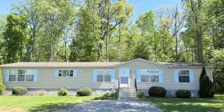 ** COMING SOON** Charming Furnished 3BR Country Home in Greenwood – Available July 2026! Gallery 1