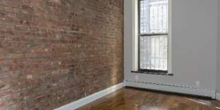 2071 7th Avenue Gallery 3