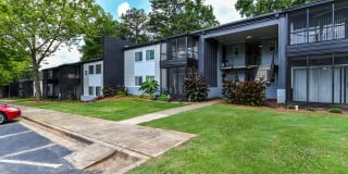 The Flats @ 1885 Apartments Gallery 10