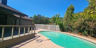 Stunning House with a Pool in West Redding Coming Available in August! Gallery 28
