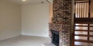 Remodeled 2 bedroom/1&1/2 bathroom in Eastwood on the Bayou Gallery 8