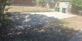 Charming 2BR Duplex in Aurora Gallery 12