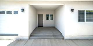 133 &amp; 135 Foothill Gallery 3