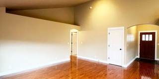 1434 Leaf Lane Gallery 17