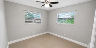 811 NW 6 Avenue - 4 Gallery 7