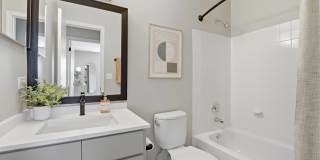 Deer Valley Apartments Gallery 17
