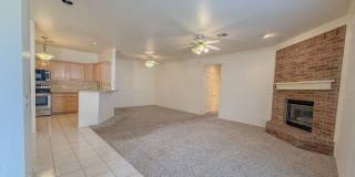 Lawncare Included! Gated Garden Home in Vintage Gardens! Gallery 4