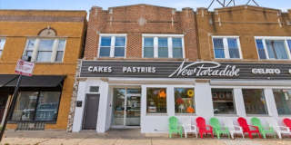 5742 N Milwaukee Gallery 1