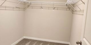 Modern 4BR Home Near Great Western Bike Trail | West Des Moines Gallery 15
