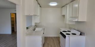 Belmont Shore- rent reduction-condo 4 blocks to beach just off of Second St. Belmont Shore- rent reduction-condo 4 blocks to beach just off of Second St. Gallery 3