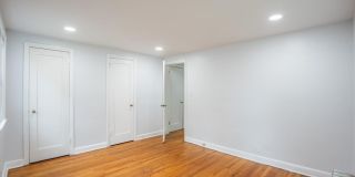 18 E 7th Street Gallery 9