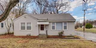 Charming 2 Bed | 1 Bath Home with Updated Interior Gallery 1